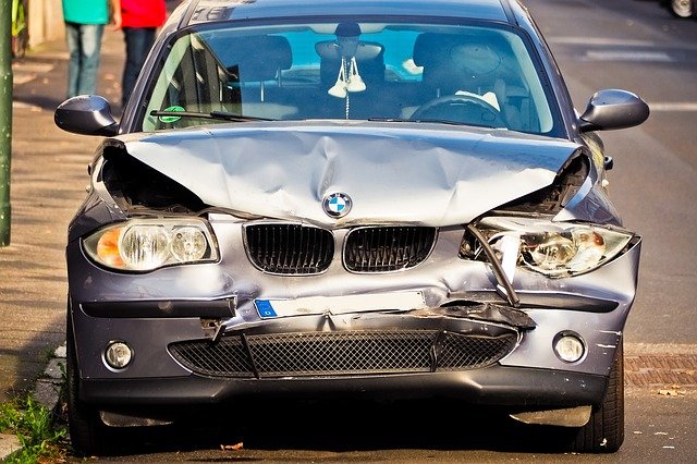 nabourané bmw